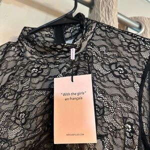 Avec Les Filles Black and Cream Lace Detail Top